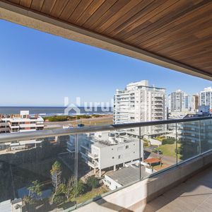 Departamento Venta Punta Del Este Icon Brava  3 Dormitorios