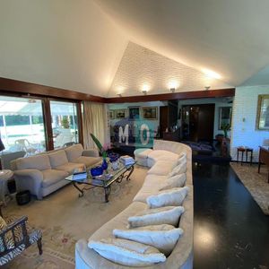 Espectacular Casa En La Playa Mansa!