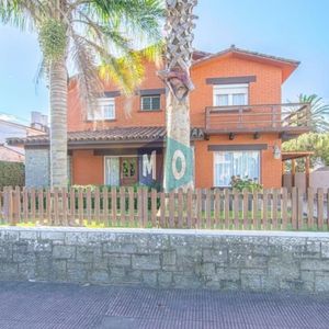 Espectacular Casa En Venta 7 Dormitorios - Peninsula