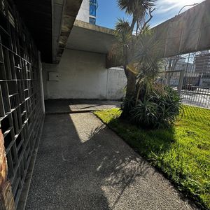 Venta Casa 4 Dormitorios 3 Baños 2 Cocheras - Gran Oportunidad Inversores Altura Permitida 13,5mts - Pocitos Nuevo