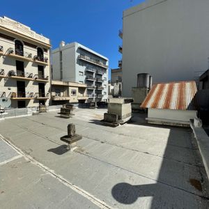 Venta Parking 120 Plazas + 5 Apartamentos + Derecho Sobre Elevar 10 Pisos-centro