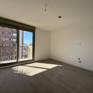 Venta Monoambiente C/balcon A Estrenar Bajo Ley Vis - Parque Batlle