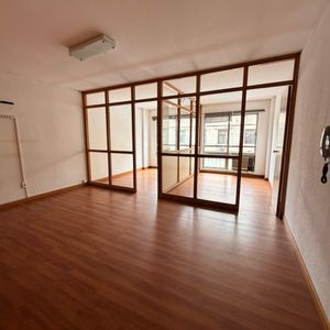Venta Oficina 60m2 2 Oficinas Privadas + Sala De Reuniones - Ciudad Vieja