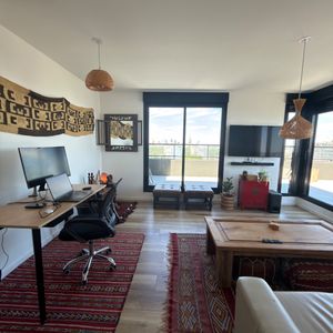 Penthouse En Alquiler 1 Dormitorio Con Terraza Propia Con Cochera En Cordón