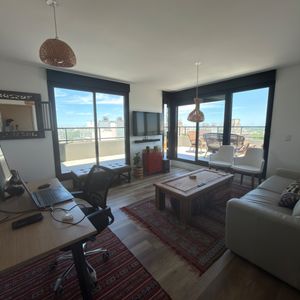 Penthouse En Alquiler 1 Dormitorio Con Terraza Propia Con Cochera En Cordón