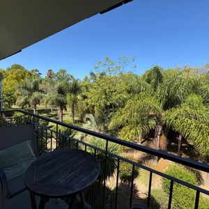 Venta De Apartamento 2 Dormitorios 2 Cocheras En Barrio Privada En Harasdel Lago