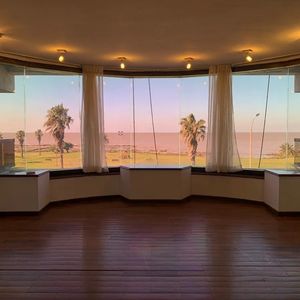 Apartamento En Venta Con Renta Y Cochera único En El Piso Punta Carretas