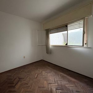 Alquiler Apartamento 2 Dormitorios Y Patio En Aguada Sin Gasto Comunes
