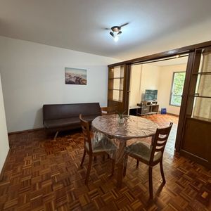 Apartamento En Alquiler Amoblado De 2 Dormitorios Próximo A 18 De Julio - Centro