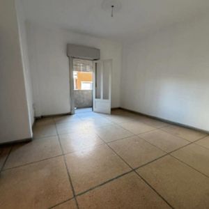 Alquiler Apartamento 3 Dormitorios 2 Baños Balcon Bajos Gastos Una Cuadra De Agraciada Bella Vista | Reducto