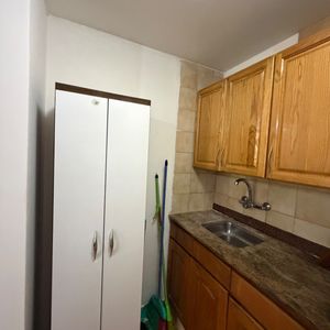 Apartamento En Alquiler Amoblado De 2 Dormitorios Próximo A 18 De Julio - Centro