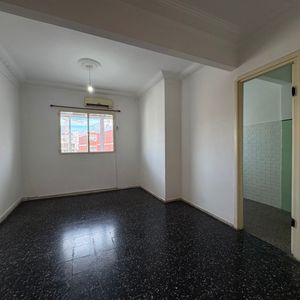 Venta Apartamento 2 Dormitorios Terraza Cerrada En Centro Bajos Gastos