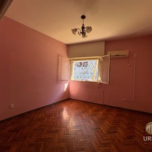 Venta Apartamento 2 Dormitorios Y Patio En La Blanqueada