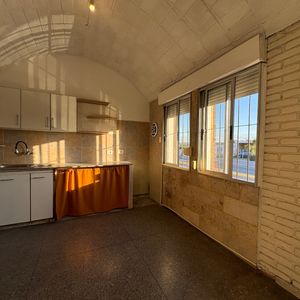 Venta Apartamento 1 Dormitorio Y Gran Patio De 200m2 Aprox En Sayago