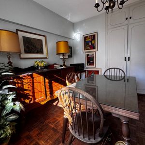 Apartamento En Venta C/ Cochera En Punta Carretas