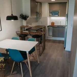 Alquiler Apartamento 1 Dormitorio En Plaza Libertad Centro De Montevideo