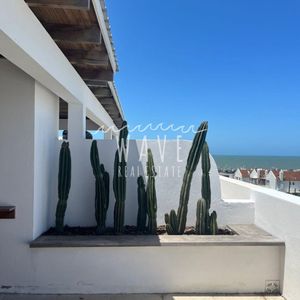 Montoya, Penthouse A Pasos Del Mar. 3 Suites. Reciclado.