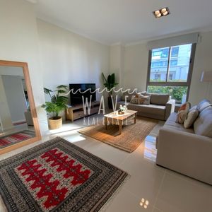 Venta De  Apartamento, Con 1 Dormitorio, En Playa Brava, Con Amenities
