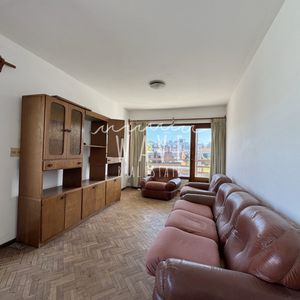 Venta De Apartamentos, De 2 Y 3 Dormitorios, En Las Delicias, A 4 Cuadras De La Playa