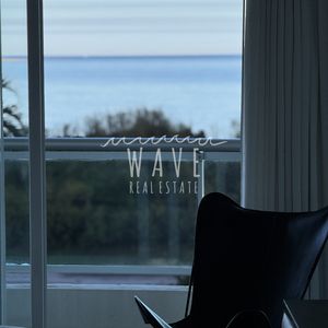 Venta De Apartamento De 3 Suites En Torre Aquarela, Primera Fila De La Mansa.