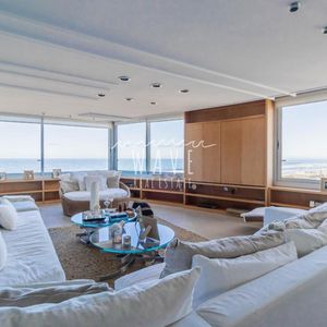 Alquiler De Verano Apartamento 4 Dormitorios En Primera Fila Playa Brava