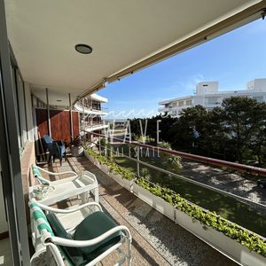 Venta De Apartamento De 3 Dormitorios En Punta Del Este