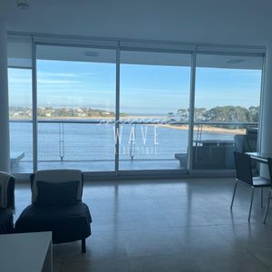 Venta De Apartamento, 3 Dormitorios En La Barra.