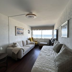 Venta De Apartamento De 1 Dormitorio En Playa Brava, Punta Del Este