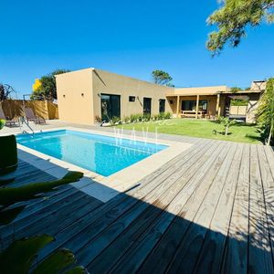 Alquiler De Verano, Casa De 2 Dormitorios En Balneario Buenos Aires