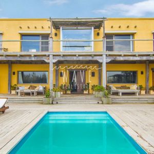 Alquiler De Verano, Casa De 5 Dormitorios En Punta Piedras, Manantiales