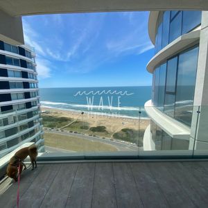 Venta De Apartamento De 2 Dormitorios En Playa Brava. Torre Trump Tower