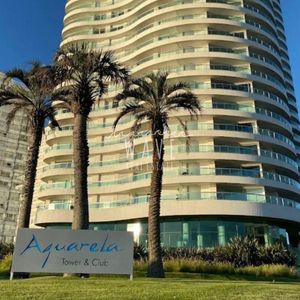 Venta Alquiler Temporal Penthouse Torre Aquarela