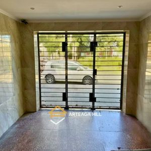 Venta | Casa En Ph 3 Dormitorios Con Garaje Y Patio En La Blanqueada | Acceso Independiente Sin Gastos Comunes | Gran Potencial