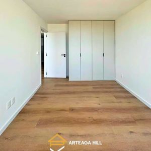 Alquiler | Apartamento En Ventura Tower Carrasco | Piso 14 Con Vista Al Mar, Garage Y Amenities Premium