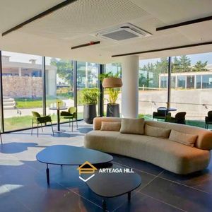 Alquiler | Apartamento En Ventura Tower Carrasco | Piso 14 Con Vista Al Mar, Garage Y Amenities Premium