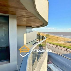 Alquiler | Exclusivo Apartamento Al Frente | Primera Línea De La Rambla De Malvín | 2 Dormitorios | 3 Baños | Excepcional Terraza Al Mar | Parrillero Propio | Garage