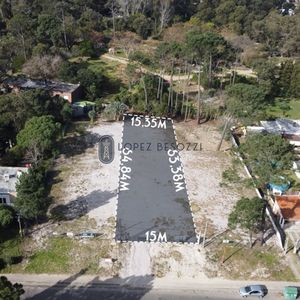Venta De Terreno A Metros De La Terminal En Beaulieu, Piriapolis - Superficie De 976m
