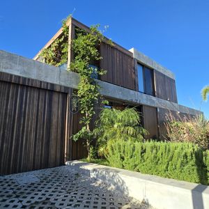 Casa Venta 3 Dormitorios 2 Baños, Piscina Climatizada, En San Francisco - Sochi