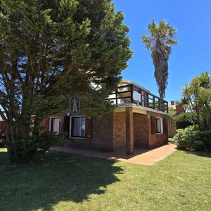 Casa Venta 2 Dormitorios 1 Baños, Piscina En San Francisco - El Pobre Naranjo
