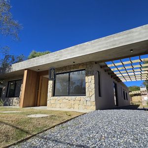 Casa Venta A Estrenar De 3 Dormitorios 1 Baño, Piscina En San Francisco - Malecom II