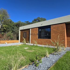 Casa Venta A Estrenar De 3 Dormitorios 2 Baños A Metros De La Playa Y Piscina En Punta Colorada - Cumbres IV