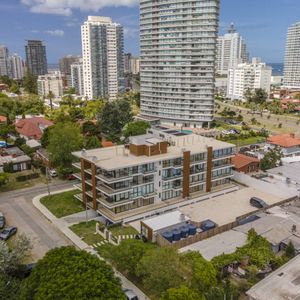 Apartamento En 2 Dormitorios, Punta Del Este. Aidy Grill