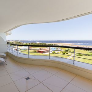Apartamento En Venta C/ Cochera En Playa Mansa