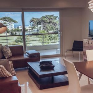Apartamento En Venta C/ Cochera En P. Ballena