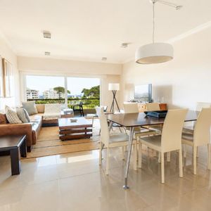 Apartamento En Venta C/ Cochera En P. Ballena