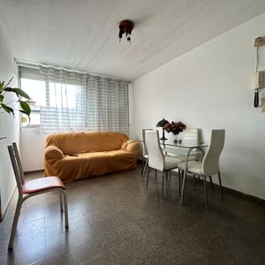 Venta Apartamento 3 Dormitorios Mercado Modelo Parrillero