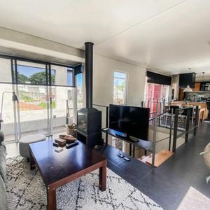 Venta Casa 3 Dormitorios Malvin Con Terraza Y Patio