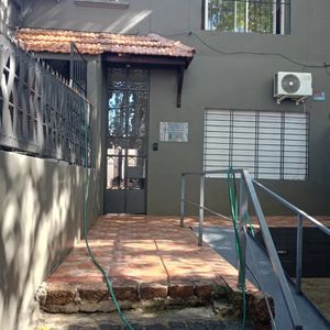 Alquiler O Venta Casa Ideal Empresa La Blanqueada 160m2