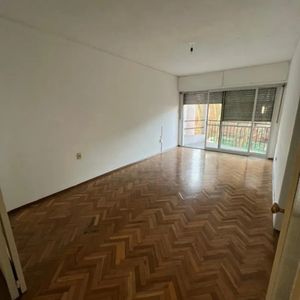 Alquiler Apartamento 2 Dormitorios Cordón Con Balcon