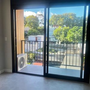 Alquiler Apartamento Monoambiente Buceo Con Balcon